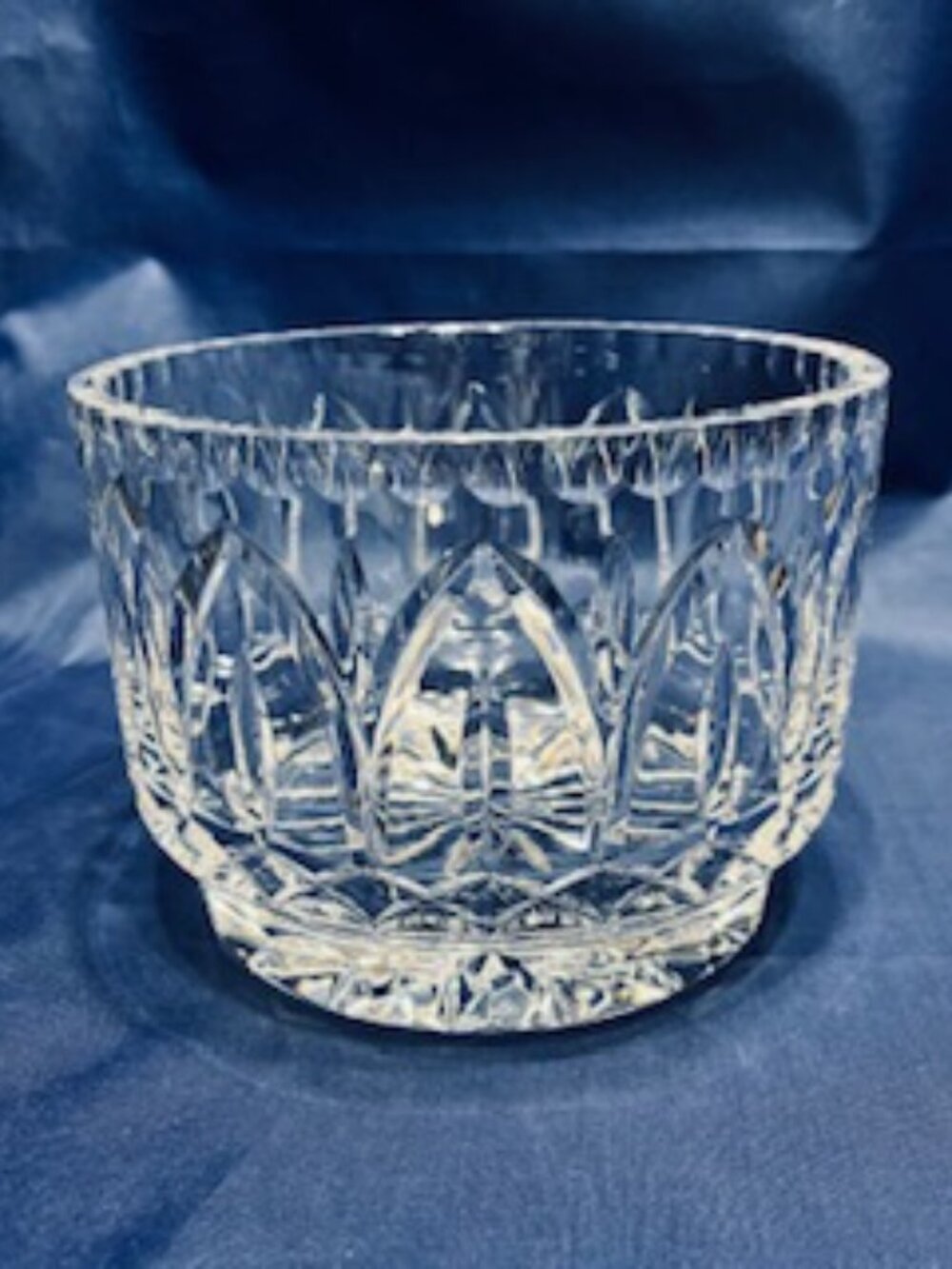 Beautiful Vintage Lead Crystal Footed 6" Serving Bowl